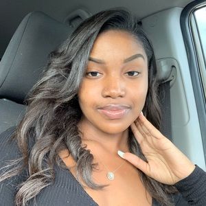 Meet your Posher, Imani